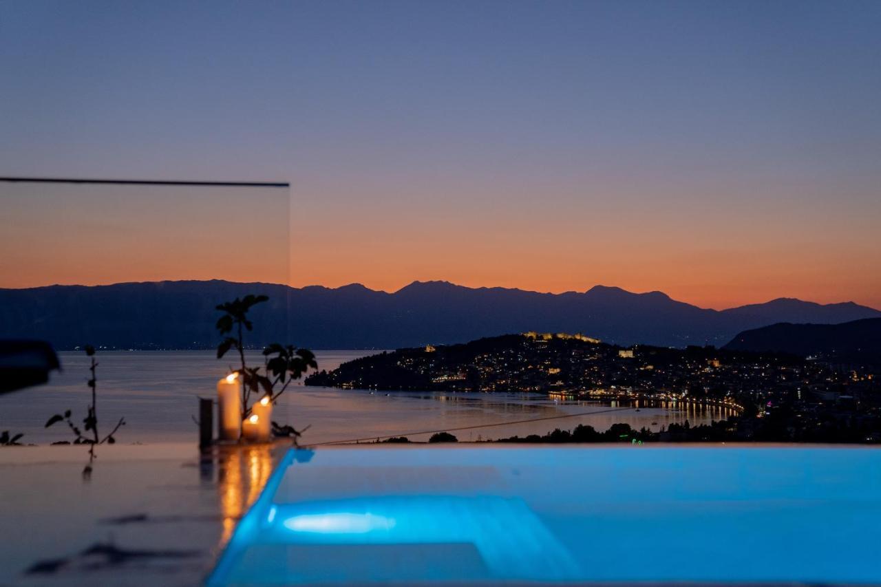 Casa Farmak - 4 Bedroom Lux Apartment With Infinity Pool & Lake View Ohrid Exteriör bild