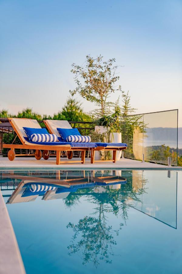 Casa Farmak - 4 Bedroom Lux Apartment With Infinity Pool & Lake View Ohrid Exteriör bild