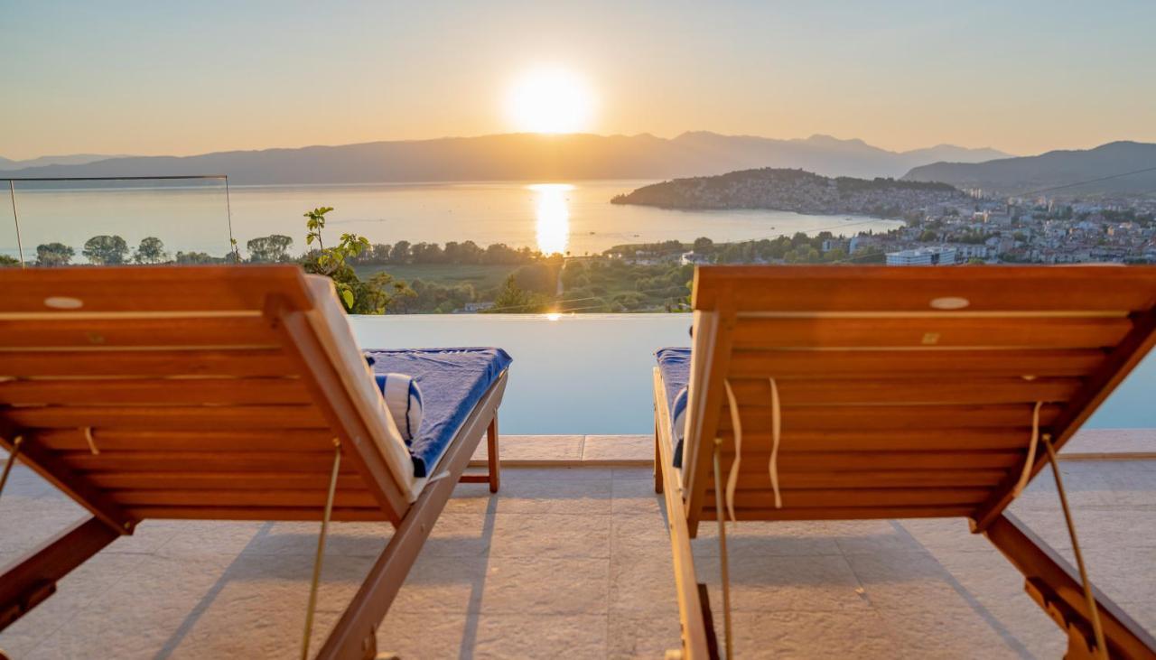 Casa Farmak - 4 Bedroom Lux Apartment With Infinity Pool & Lake View Ohrid Exteriör bild